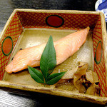 奥の湯 湯元館 - 夕食（サケの味噌漬け焼き）