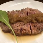 創作麺工房 鳴龍 - 炙り焼きチャーシュー（オニオンソース）¥600