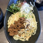 香氣　四川麺条 - 肉ソボロたっぷり黒胡椒坦々つけ麺