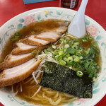 上海軒 - チャーシュー麺¥800