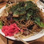 びっくりうどん - ラードで炒めたコクウマ焼きそば。