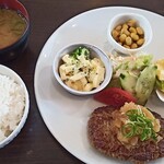 ユア カフェ - おろしハンバーグ定食