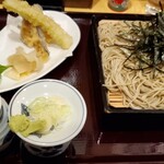 真そば 尾崎庵 - おろし蕎麦・・・野菜天がついております。