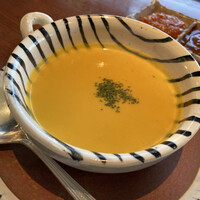 横浜瀬里奈 ステーキドーム - 