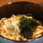 鎌倉青山 - 温かい氷見うどん(中太麺)＋焼きアゴ出汁