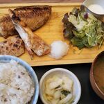 Tantoto Wakura - 干物三種定食