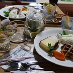 Cafe 月と花 - 