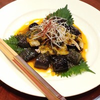 萬珍樓 本店 - 水郷赤鶏と揚げ茄子山椒ソース