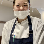 IMPASTO - 葛山（かつらやま）料理長に写真掲載許可をいただきました。
馬車道のPrimoさんでオーナーシェフの洲脇氏の元4年働かれたシェフは笑顔が素敵な若い女性、カジュアルなお店の雰囲気にまさにピッタリな方です！