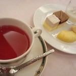 日本の宿 古窯 - ローズヒップティーと♡デザートで〆♡( ´艸｀)