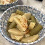 ゆたか食堂 - ふきと茸の子煮