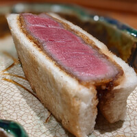 肉割烹 上 - 
