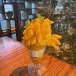 32orchard Fruit＋Bistro - 期間限定マンゴーのパフェ（ティータイム）