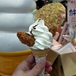 Gomino Ichi - 牡蠣フライソフトクリーム