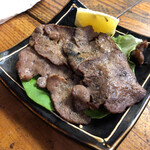 たこ焼き・焼鳥専門店 和楽 - 牛タン焼き