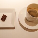 レ セゾン - カフェとショコラ