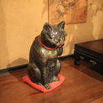 柳家 - 猫ちゃんも迎えてくれました　(2013/02)