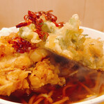 一〇そば - そば小盛＋ゲソ天＋アサリと三つ葉のかき揚げ