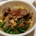 海底撈火鍋 - 調味料は2回目、ラム肉も美味いです