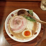 大分ラーメン ヌードルワークス 茅ヶ崎店 - 