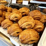 BLUE POPPY Bakery - パンオショコラ