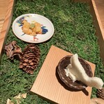 鼓道 - お通し、タケノコの味噌漬けとチーズ