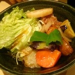 大戸屋 - ミニ鶏と野菜の黒酢あん 390円 438kcal
            