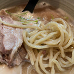 麺処 と市 - 味玉ちゃーしゅーめん