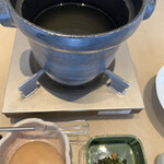 厨翠山   - 朝食　味噌汁なべ