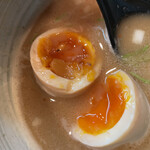 麺処 と市 - 味玉