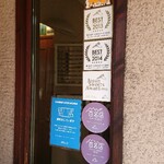 ドゥブルベ・ボレロ - 外観