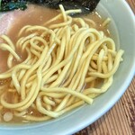 Tamura Ya - 丸山製麺(株)の中太麺。