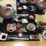 山景の宿 流辿 - 夕飯の全景。