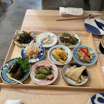 おともトごはん おかもト食堂 - 