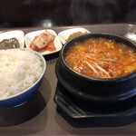 韓国料理ジャンチ村 - 