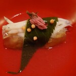 祇園 大渡 - 白魚の桜蒸し