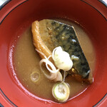 長浜荘 魚道場 - 刺身定食の鯖味噌