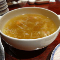 萬珍樓 本店 - 蟹肉入りフカヒレスープ