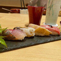 華丸吉日 - お鮨　鯵　鳥貝　鰆　宮崎牛
