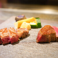 新宿 鉄板焼き YOKOTA - 鉄板焼き　厳選黒毛和牛サーロインと厳選黒毛和牛フィレの食べ比べと旬の焼き野菜