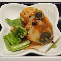 神田 雲林 - 日替わりランチセット：前菜（帆立の四川風ソース、パクチー添え）