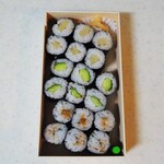 Kanda Shinoda Sushi - さっぱり三色巻：梅しそ巻、かっぱ巻、たくあん巻