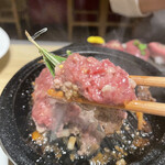 もつ鍋・肉刺し処 たてがみ - 