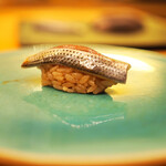 鮨おにかい＋1 - 小肌