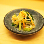 鮨おにかい＋1 - 根三つ葉と桜海老のおひたし