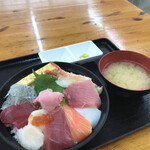 小川港魚河岸食堂 - 期間限定　海鮮丼