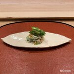 御料理 寺沢 - グリーンアスパラと松の実とトリュフの白和え