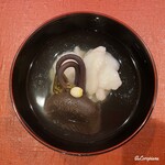 御料理 寺沢 - 油目と蕨､冬菇椎茸､花柚子の椀物