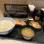 Yoshinoya - 