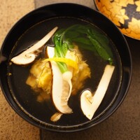 日本料理 晴山 - 上海蟹の真丈と松茸のお椀